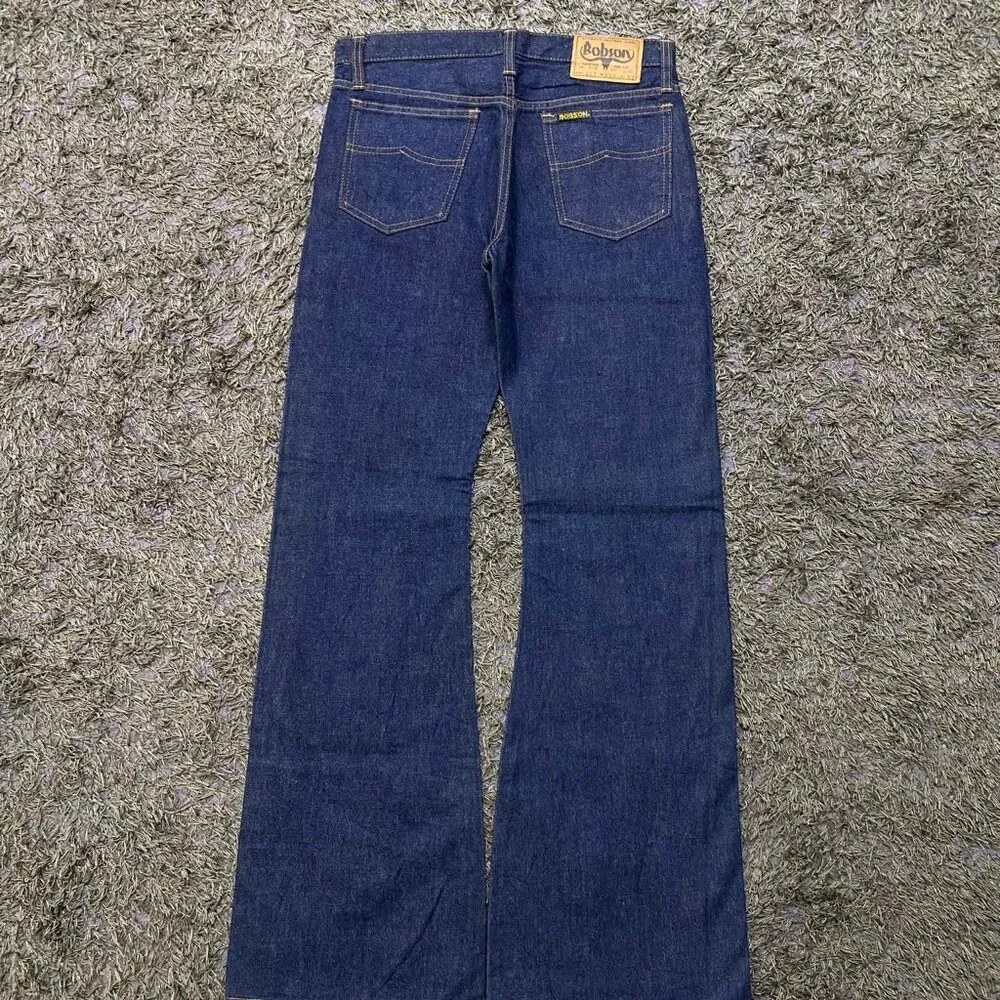 Straight Dark Wash Denim Jeans (Size M) - Picture 2 of 5